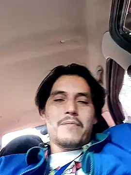 Snapshot of JaviPierolino chatting on 03/17/26, 03:37 JaviPierolino online show from 03/17/26, 03:37
