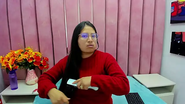 Miaa Smiith  online show from 10/02/25, 03:13