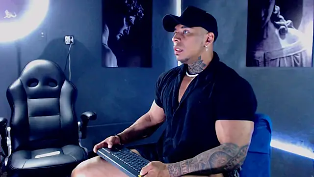 bradley smith online show from 10/12/25, 01:48