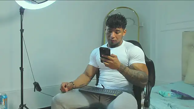 bradley smith online show from 10/19/25, 02:07