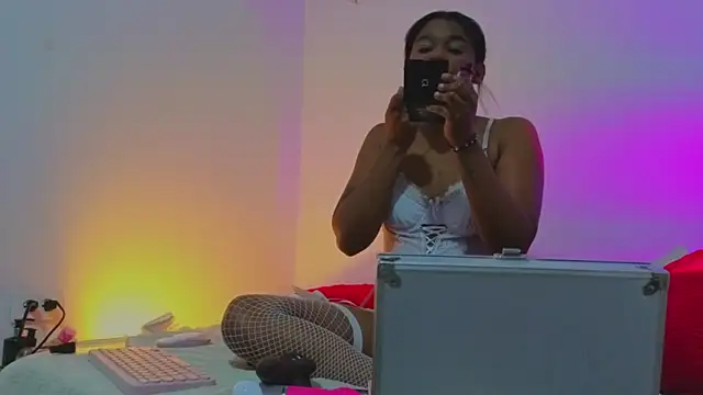 ChannelCox1 online show from 11/08/25, 07:19