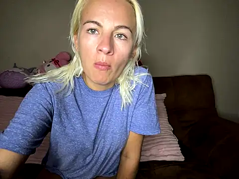 girlfriendmissy online show from 10/11/25, 11:14