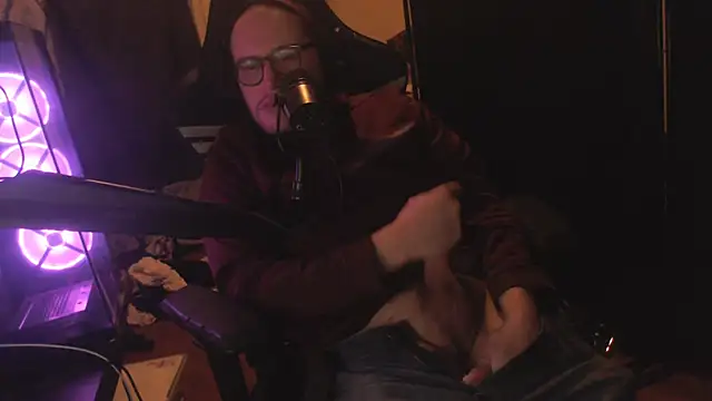 Snapshot of chicostick413 chatting on 11/28/25, 03:09 chicostick413 online show from 11/28/25, 03:09