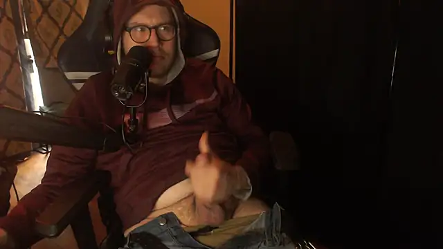 chicostick413 online show from 03/31/26, 05:46