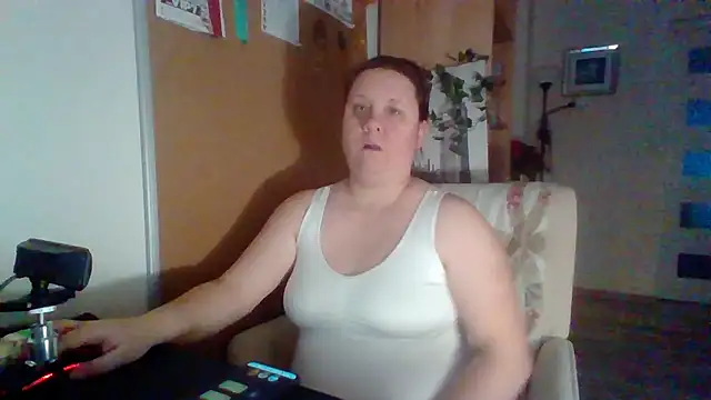 ReifeVenna online show from 12/16/24, 03:32