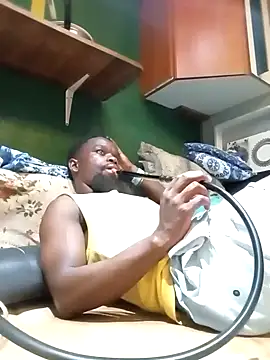 Chocolate factory man online show from 12/11/24, 08:18