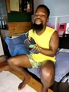 Chocolate factory man online show from 03/20/25, 07:58