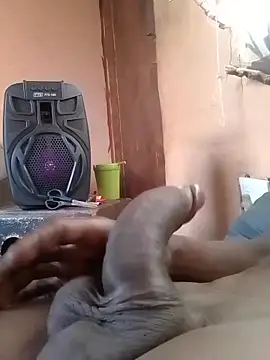 Snapshot of Eugenemtsiri chatting on 04/12/26, 06:40 Eugenemtsiri online show from 04/12/26, 06:40