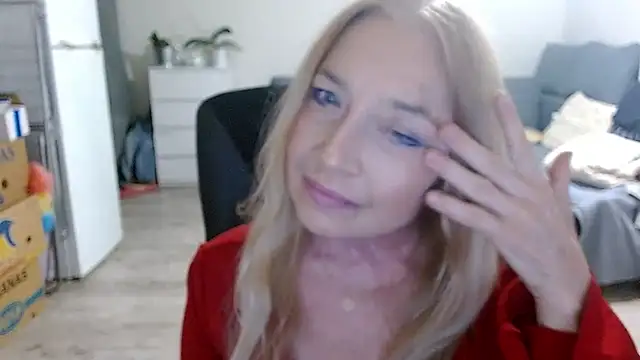 Snapshot of sofia_xkiss chatting on 01/03/25, 07:49 sofia xkiss online show from 01/03/25, 07:49