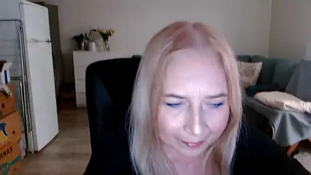 Snapshot of sofia_xkiss chatting on 01/20/25, 02:57 sofia xkiss online show from 01/20/25, 02:57