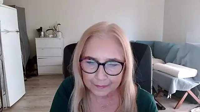 Snapshot of sofia_xkiss chatting on 01/29/25, 11:09 sofia xkiss online show from 01/29/25, 11:09