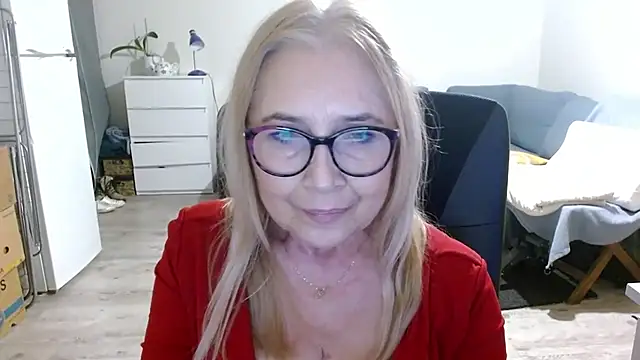 Snapshot of sofia_xkiss chatting on 02/03/25, 05:56 sofia xkiss online show from 02/03/25, 05:56