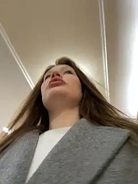 justmila online show from 12/20/24, 10:27