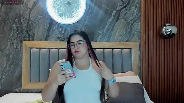 BellaPeers  online show from 10/25/25, 12:23