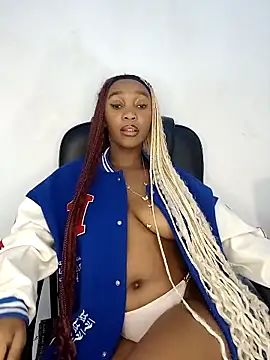 Snapshot of Shria107 chatting on 02/26/25, 08:54 Shria107 online show from 02/26/25, 08:54