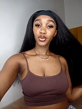 Snapshot of Shria107 chatting on 09/17/25, 03:46 Shria107 online show from 09/17/25, 03:46