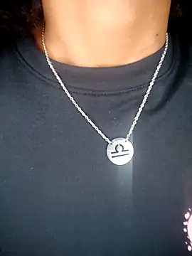 Shria107 online show from 12/04/25, 10:40