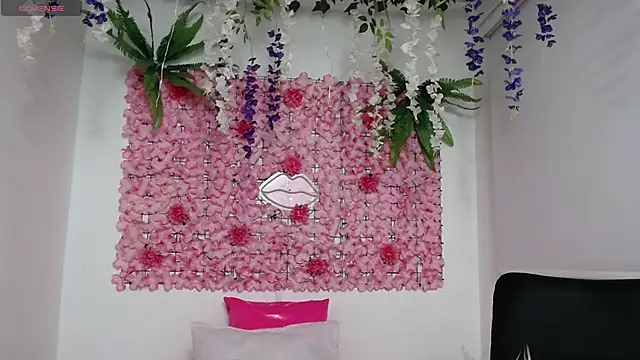 BLONDE SEXYHOT online show from 02/03/25, 11:05