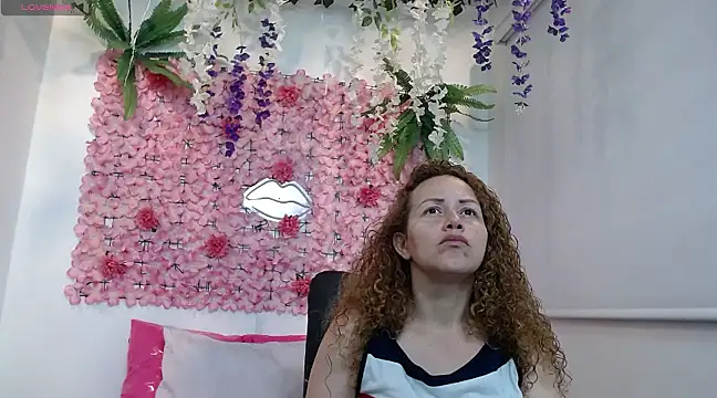 BLONDE SEXYHOT online show from 02/11/25, 11:54