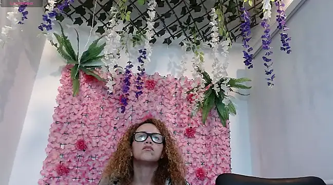 BLONDE SEXYHOT online show from 02/13/25, 12:02