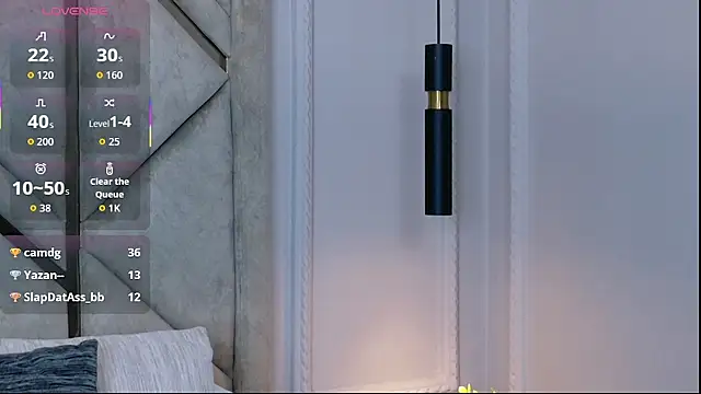 Kendall-Moll online show from 04/14/26, 03:01