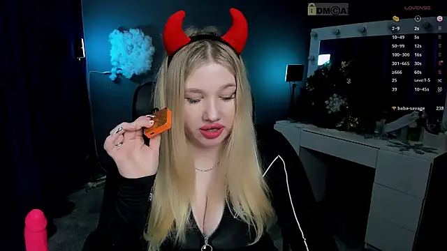 juli kisss online show from 01/15/25, 04:36