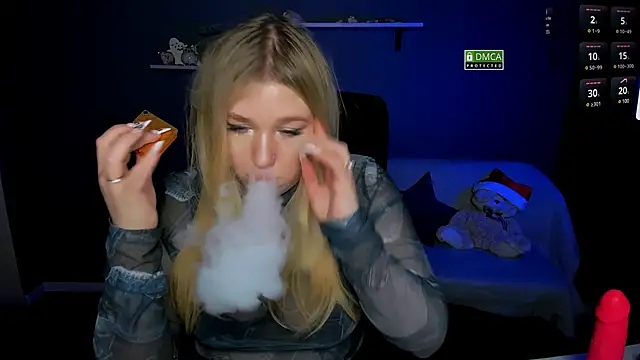 juli kisss online show from 02/06/25, 03:41