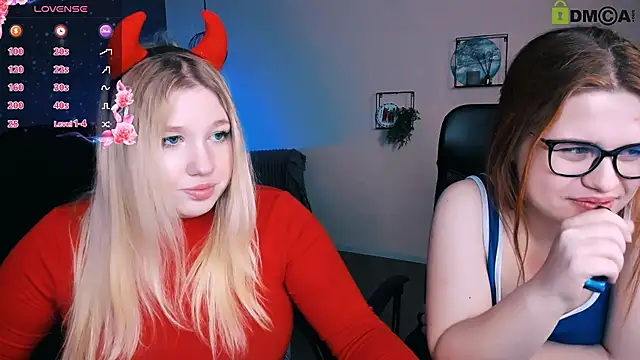 juli kisss online show from 03/17/25, 01:57