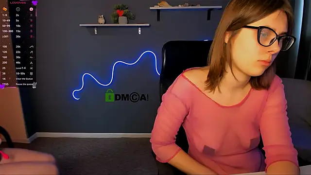 juli kisss online show from 03/20/25, 05:24