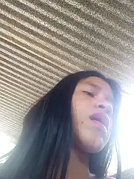 Snapshot of Little_Pau_Dirty chatting on 12/10/24, 03:12 Little Pau Dirty online show from 12/10/24, 03:12