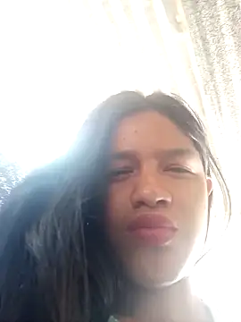 Snapshot of Little_Pau_Dirty chatting on 12/11/24, 11:51 Little Pau Dirty online show from 12/11/24, 11:51