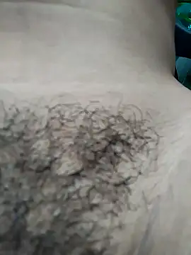 Snapshot of Little_Pau_Dirty chatting on 12/21/24, 03:09 Little Pau Dirty online show from 12/21/24, 03:09