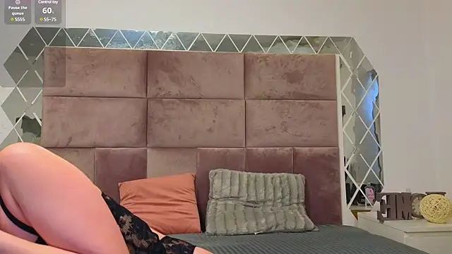 SweetScribe online show from 02/13/25, 06:41