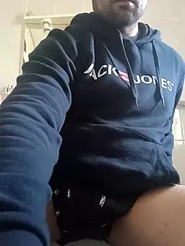 Snapshot of pisellinodurissimo chatting on 03/06/25, 02:29 pisellinodurissimo online show from 03/06/25, 02:29