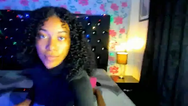 sasha fox00 online show from 12/04/24, 06:28