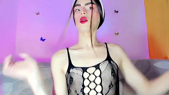 TatiGil online show from 04/13/26, 08:36