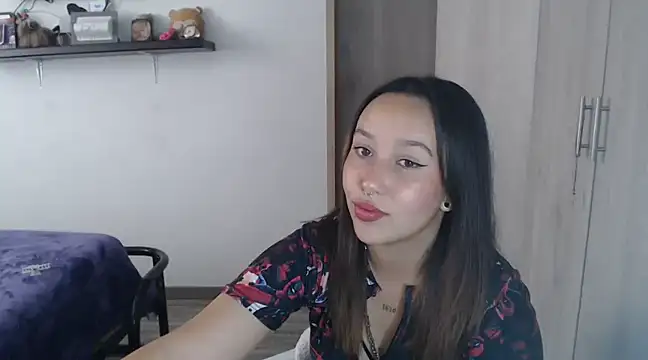 Skarlet Adams28 online show from 12/26/24, 07:05