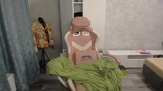 sweetserenity5 online show from 02/14/25, 08:37