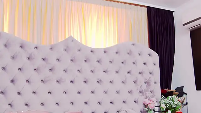 PenelopeLynnx online show from 01/12/26, 11:26