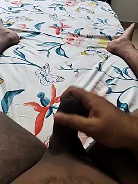 Mallu Curator online show from 10/21/25, 01:56