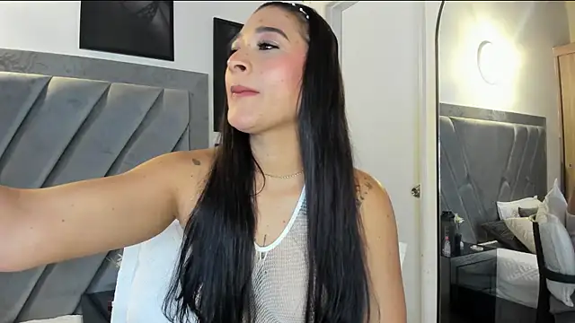 nataliee foster online show from 09/22/25, 10:17