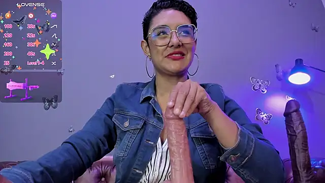 Kaira mosse online show from 02/01/25, 11:54