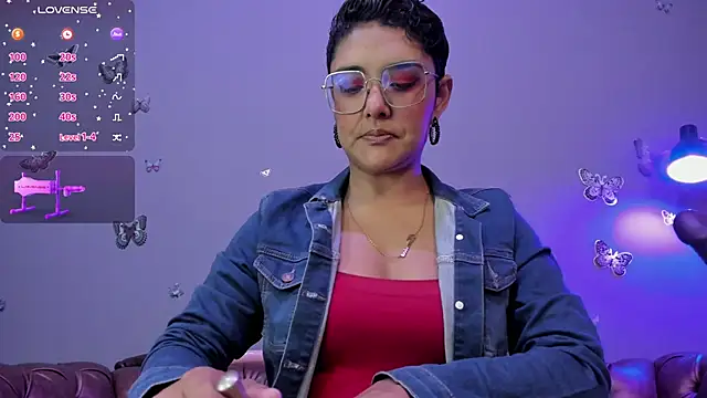 Kaira mosse online show from 02/02/25, 11:30