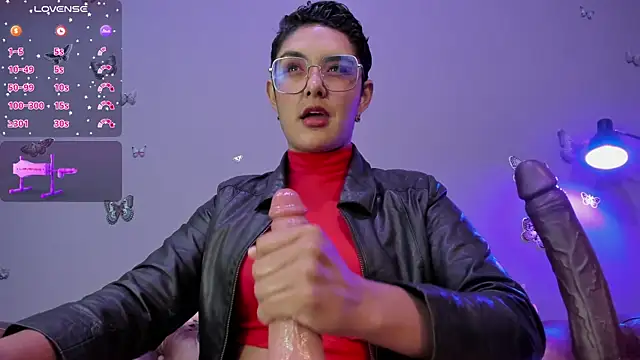 Kaira mosse online show from 02/06/25, 11:54