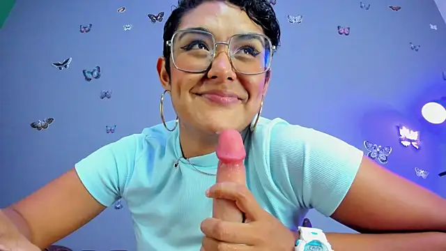 Kaira mosse online show from 03/08/25, 04:28