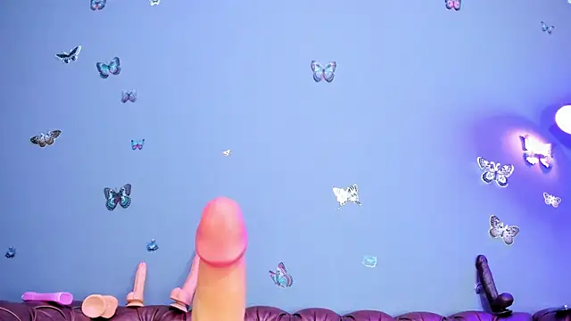 Kaira mosse online show from 03/11/25, 11:01