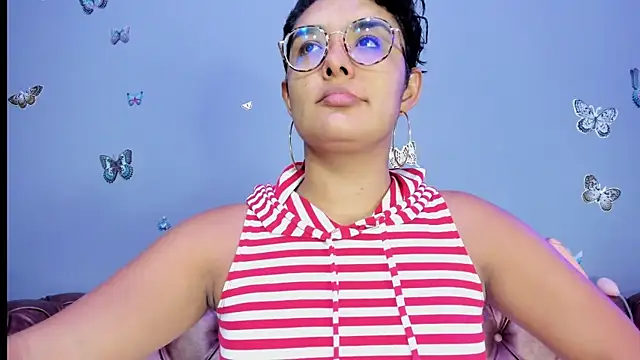 Kaira mosse online show from 11/16/25, 11:49