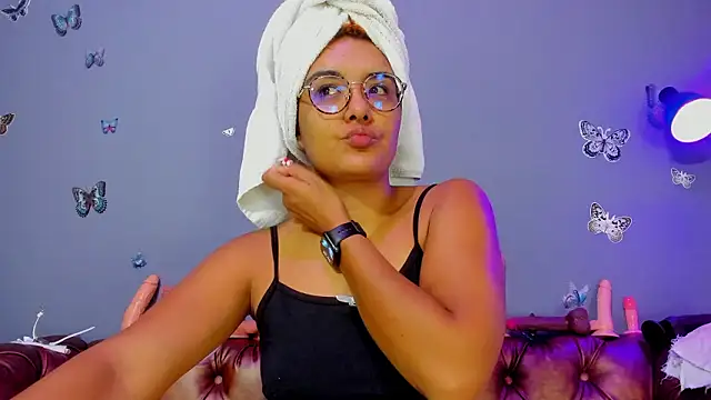 Kaira mosse online show from 03/08/26, 11:58