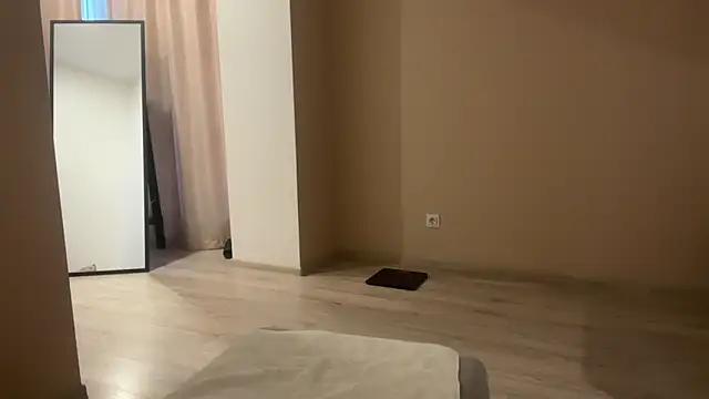 valeriaxxx1 online show from 04/13/26, 04:23