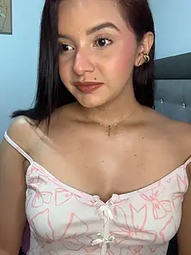 Melanyprada online show from 05/20/26, 03:56